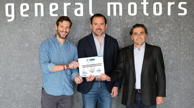 GM se une a VEMO y Evergo para ampliar la red de carga eléctrica en México