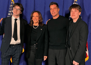 Ricky Martin y sus hijos acompañan a Kamala Harris en su último rally antes de las elecciones