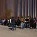 Arizona aprueba ley que endurece medidas contra migrantes