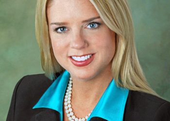 Trump nombra a Pam Bondi como fiscal general tras la salida de Matt Gaetz