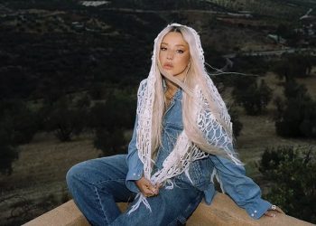Rosalía y Lola Índigo se llevan los premios en una gala de los MTV EMAs