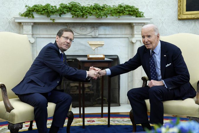 Biden y Herzog discuten alto al fuego en Gaza antes de la toma de posesión de Trump
