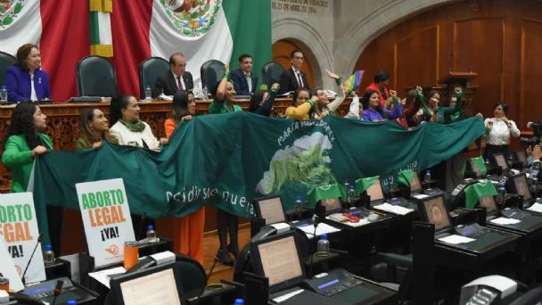 Histórico: Edomex despenaliza el aborto hasta las 12 semanas