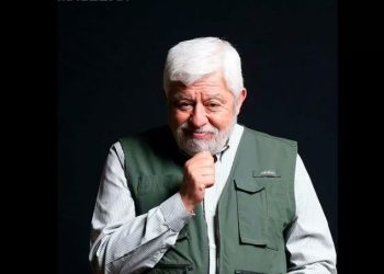 Jaime Maussan enfrenta demandas de su hija por despido y maltrato