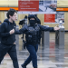 Refuerzan medidas de seguridad en Metro Tacubaya tras ataque en Línea 7; usuarios piden acciones permanentes