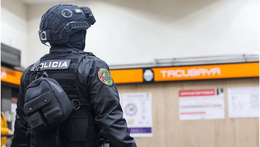 Refuerzan medidas de seguridad en Metro Tacubaya tras ataque en Línea 7; usuarios piden acciones permanentes