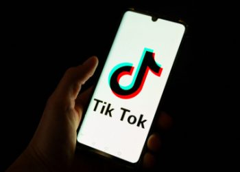 Venezuela pide a TikTok eliminar retos virales tras la muerte de dos jóvenes