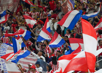Chivas presenta nuevo jersey alternativo tras eliminación del Apertura 2024