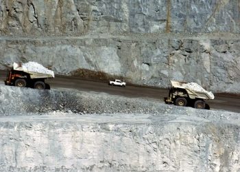 Robo de 6 contenedores con minerales en Zacatecas activa operativo de búsqueda
