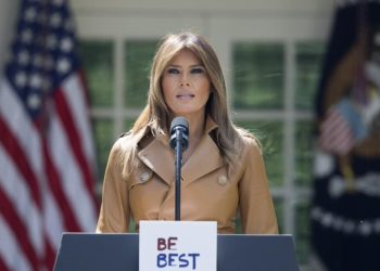 El futuro de Melania Trump como primera dama: ¿seguirá su estilo discreto?