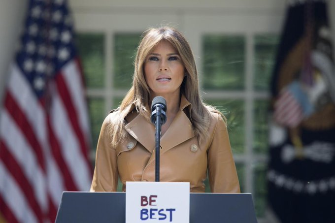 El futuro de Melania Trump como primera dama: ¿seguirá su estilo discreto?