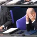 Merz exige un voto de confianza inmediato a Scholz tras el colapso de la coalición