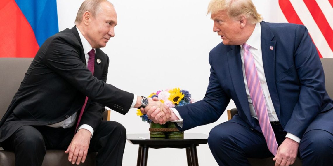 Kremlin rechaza rumores sobre llamada entre Putin y Trump