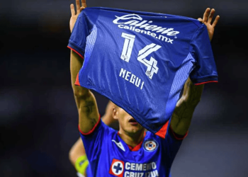 José Armando Guzmán, el joven aficionado de Cruz Azul, nominado al Premio The Best de la FIFA