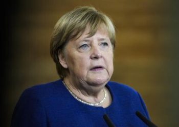 Merkel admite que su política de austeridad afectó su reputación en Europa del sur