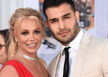 Britney Spears finaliza su divorcio con Sam Asghari en su cumpleaños 43