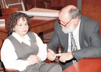 Yolanda Saldívar buscará la libertad condicional en 2025, tras 30 años de cárcel por el asesinato de Selena