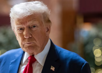 Trump pide desestimar su caso en Nueva York, citando el indulto de Biden a su hijo