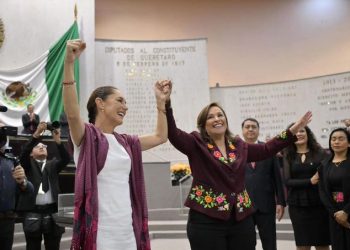Sheinbaum asiste a la toma de posesión de Rocío Nahle como gobernadora de Veracruz