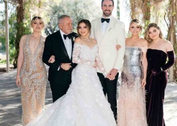 Angélica Rivera resalta con lujoso vestido Oscar de la Renta en boda de su hija Sofía Castro
