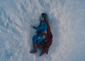 Nuevo tráiler de “Superman” muestra a David Corenswet como el Hombre de Acero