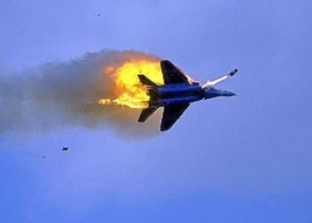 Fuego amigo: EU derriba avión en el Mar Rojo