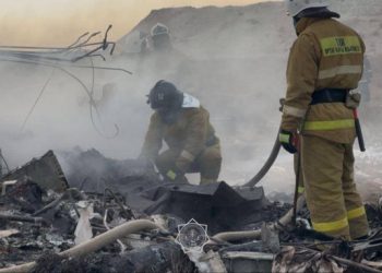 Accidente aéreo en Kazajistán deja 38 muertos y 32 sobrevivientes