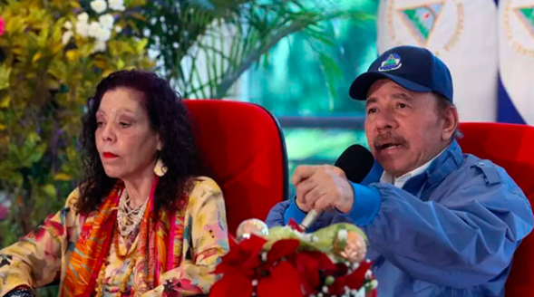 Argentina ordena captura internacional de Ortega y Murillo por violaciones a los derechos humanos