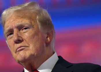Trump plantea recuperar el Canal de Panamá por tarifas “excesivas”