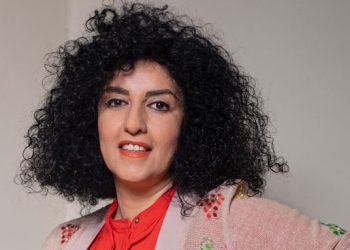 Irán otorga libertad temporal a Narges Mohammadi por motivos médicos