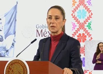 Sheinbaum desmiente vínculos entre cárteles y estudiantes de química; pide evitar las drogas