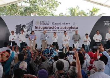 Con 16 reformas se recupera el enfoque social de la Constitución: Claudia Sheinbaum