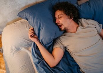Trastornos del sueño como la apnea pueden aumentar el riesgo de demencia