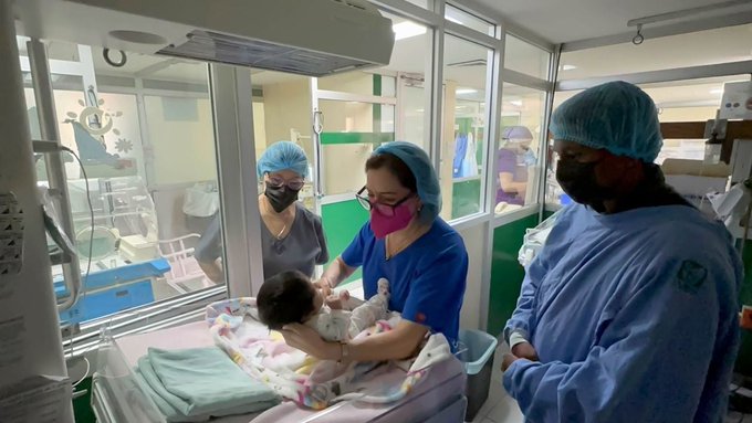 Investigan posible contaminación por Klebsiella oxytoca en México, 13 niños muertos