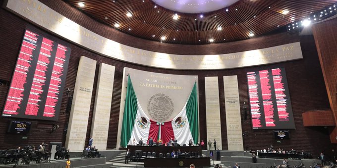 Diputados Aprueban el PEF 2025 con Críticas por Recortes a Salud