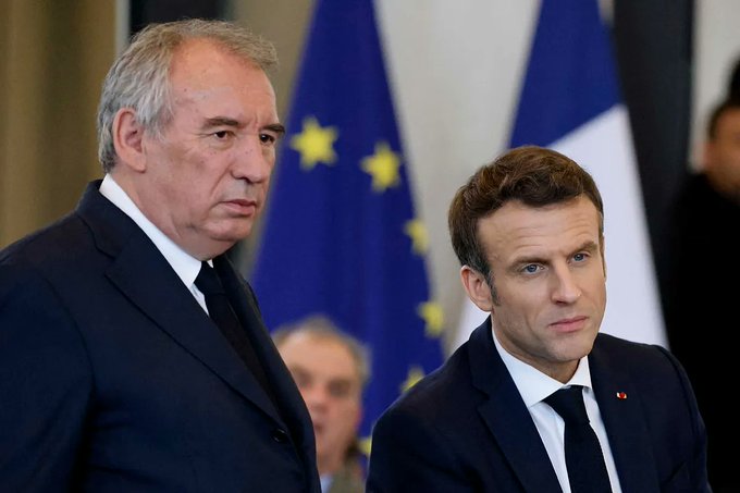 Macron nombra primer ministro al centrista Francois Bayrou