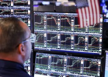Wall Street cae por novena jornada; mercados atentos a la decisión de la Fed