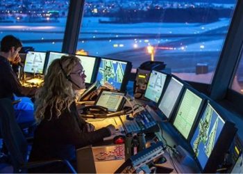 Controladores de tránsito aéreo exigen mejoras laborales por riesgo en seguridad aérea