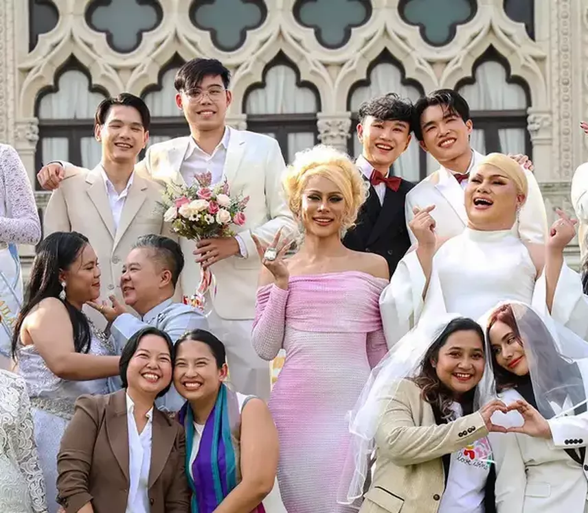  Tailandia celebra la entrada en vigor del matrimonio igualitario
