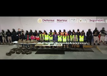 Detienen a 27 personas con armas de alto calibre y equipo táctico en Nuevo León