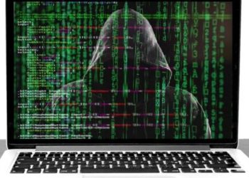Desarticulan red que robó 400.000 euros en compras online con datos de la dark web