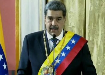 Maduro asume su tercer mandato en medio de acusaciones de fraude y tensiones políticas