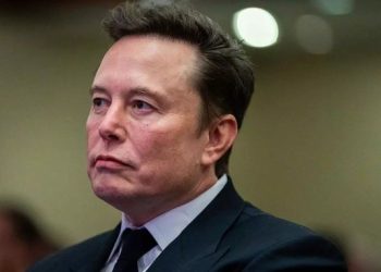 Elon Musk busca desestabilizar al primer ministro británico Keir Starmer antes de las elecciones