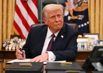 Donald Trump elimina la página web y redes sociales en español de la Casa Blanca