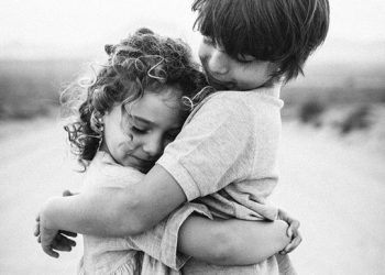 Día del Abrazo: cuántos abrazos diarios mejoran tu salud