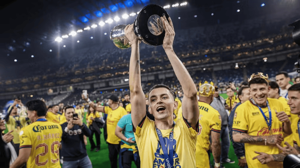 Álvaro Fidalgo asegura que América va por el tetracampeonato y la Concachampions en 2025