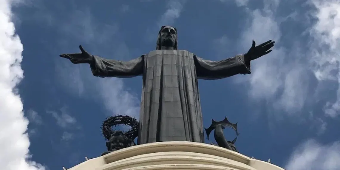 Niña fallece tras correr en la Marcha Nacional Juvenil a Cristo Rey