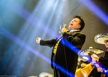 Juan Gabriel llegará a Netflix con una docuserie inédita de su vida