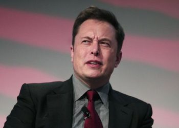 Elon Musk es demandado por fraude de valores en la compra de Twitter