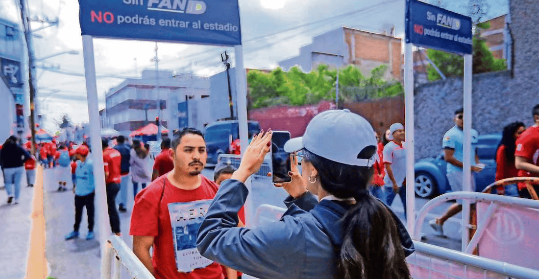 FMF denuncia presunta extorsión en el INAI tras multa por recolección de datos personales